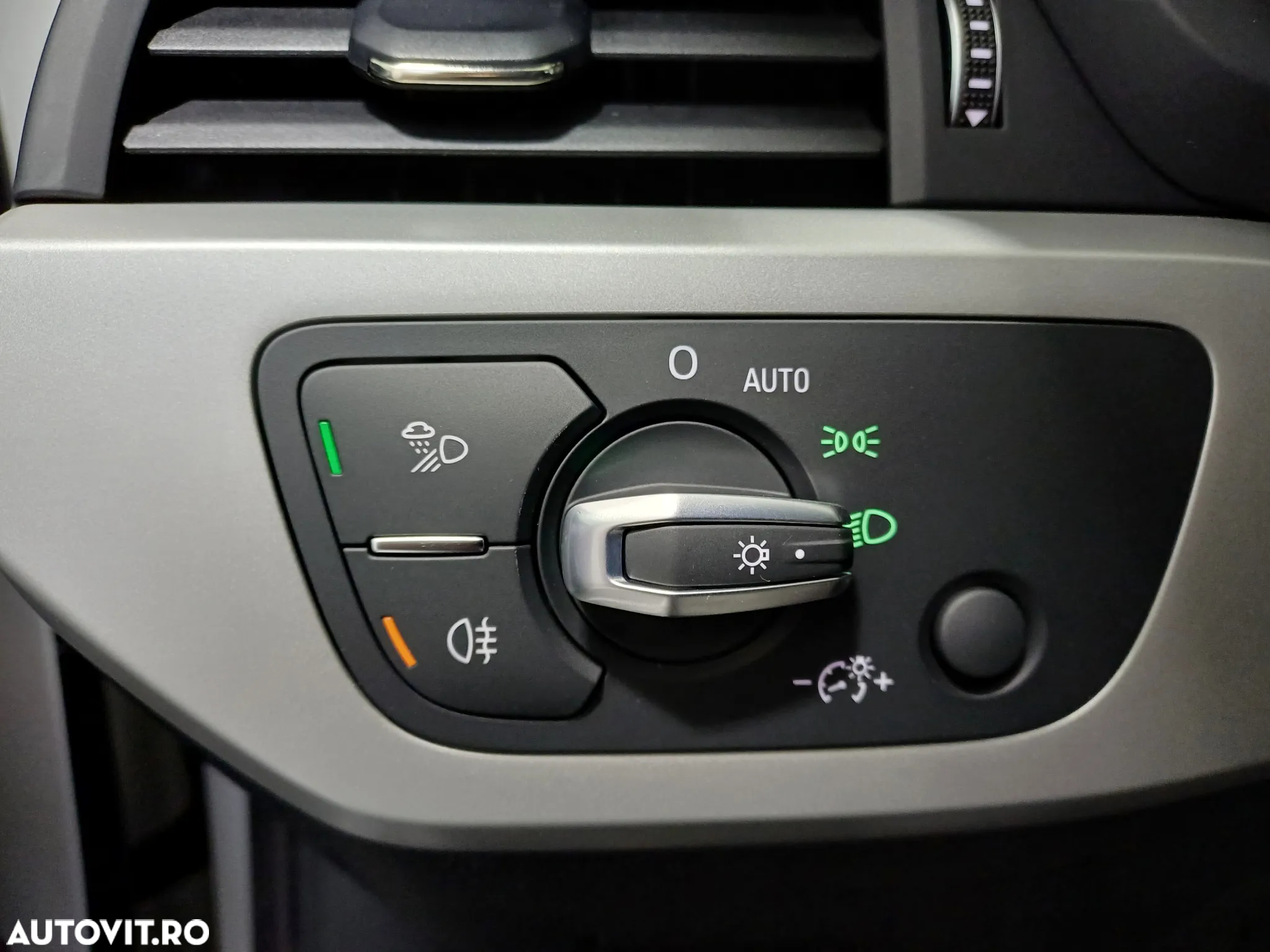 Audi A4 35 TFSI S tronic MHEV Advanced - 9