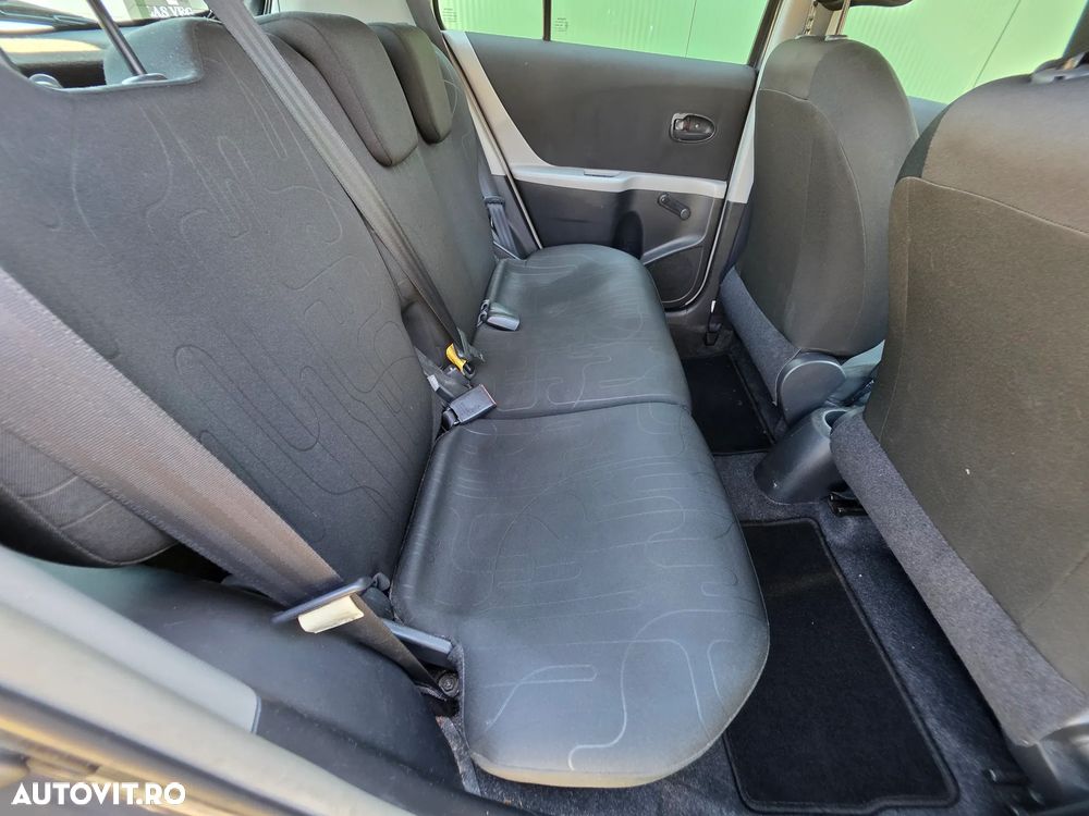 Toyota Yaris 1.0 Optimo - 8