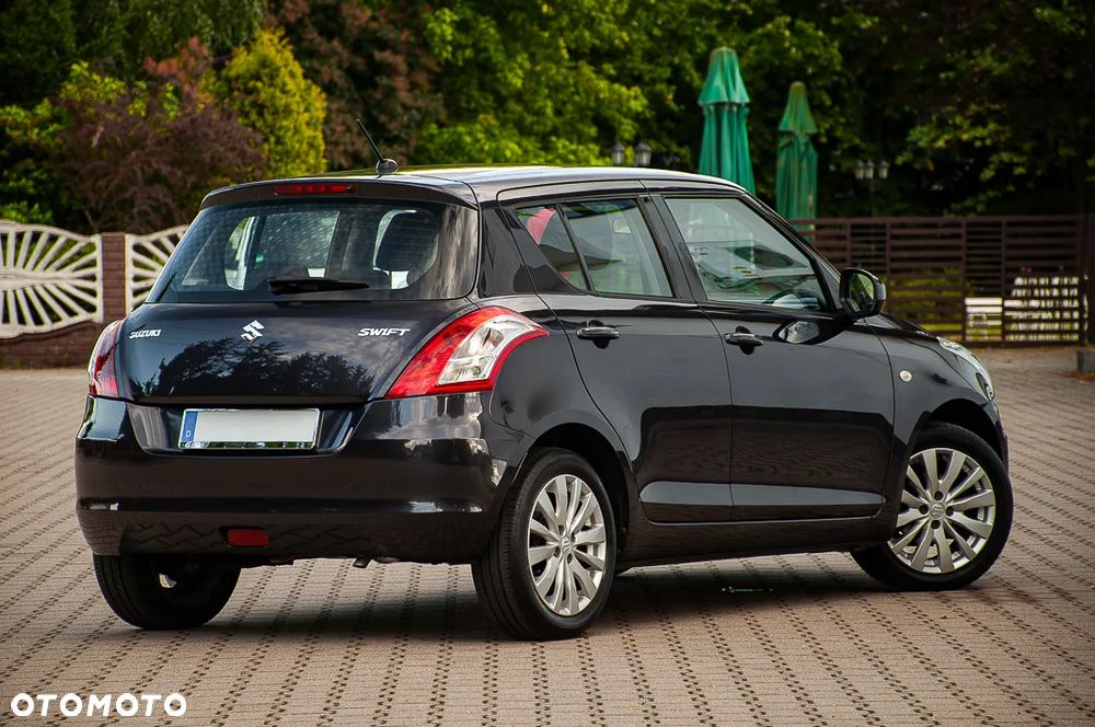 Suzuki Swift - 4