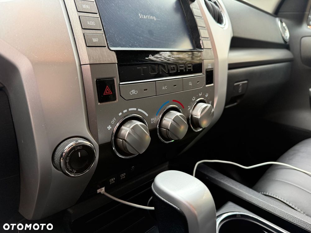 Toyota Tundra - 24