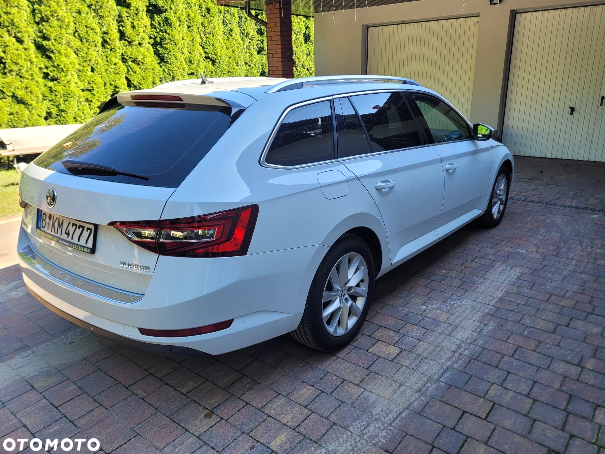 Skoda Superb 2.0 TDI DSG Premium Edition - 5