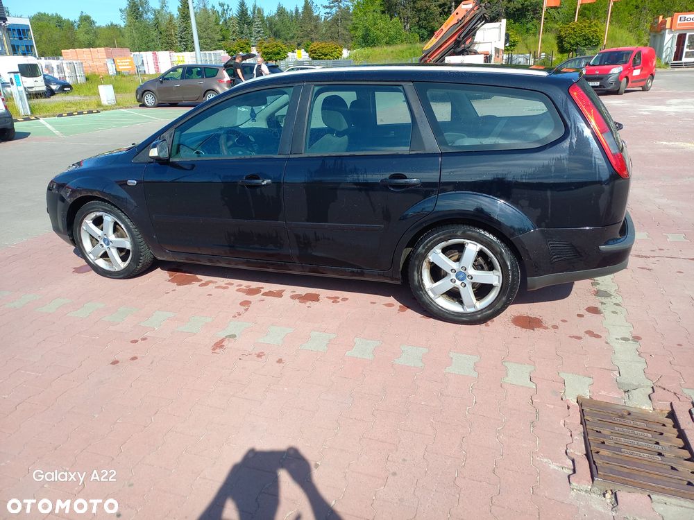 Ford Focus 1.6 16V Ghia - 2