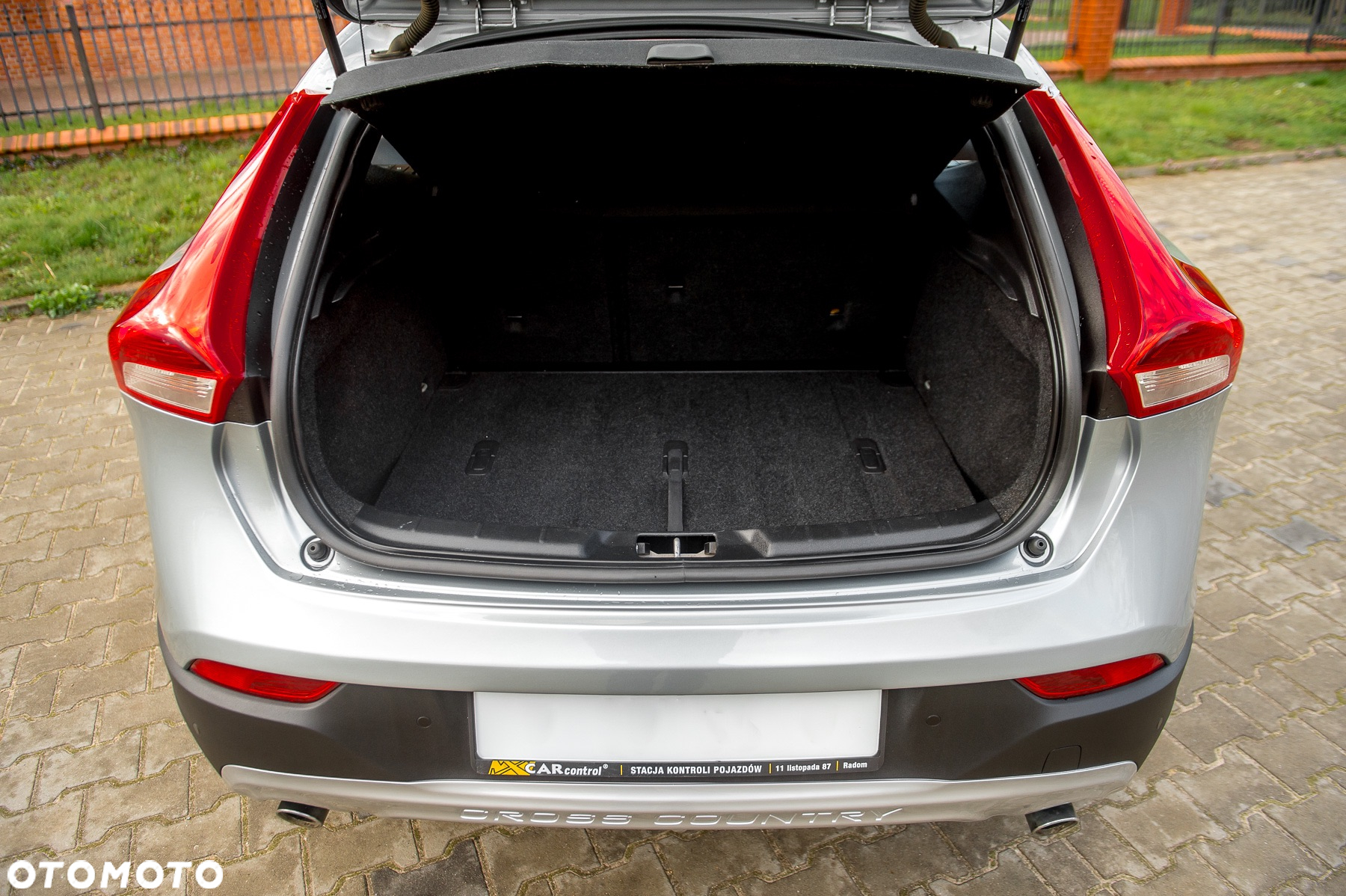 Volvo V40 Cross Country D2 Geartronic Summum - 18