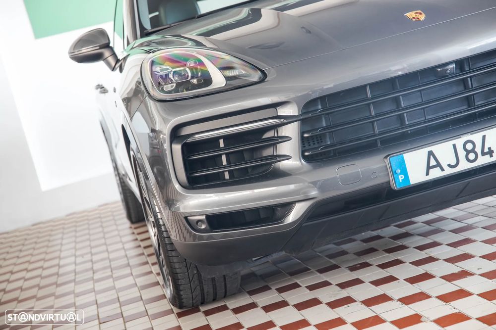 Porsche Cayenne Coupé - 8