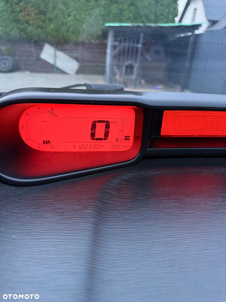 Citroën C3 Picasso 1.4i Exclusive - 25