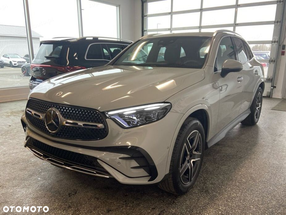 Mercedes-Benz GLC - 2