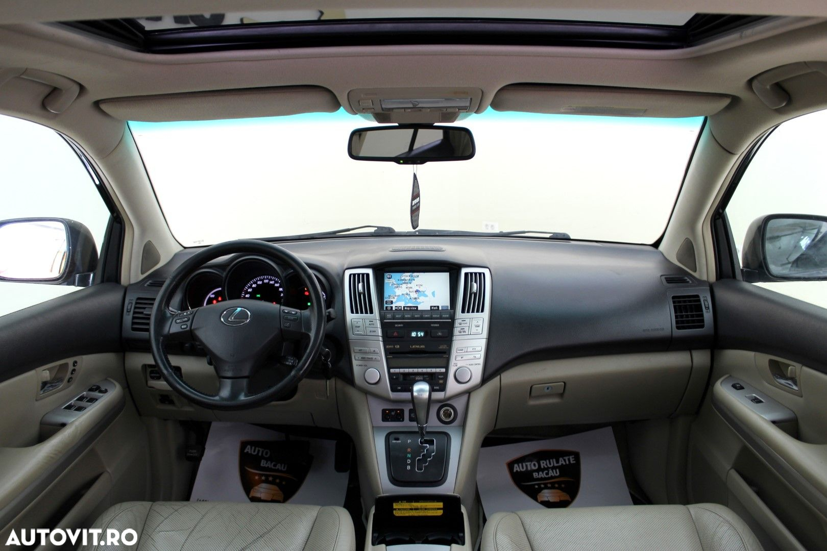 Lexus Seria RX - 8