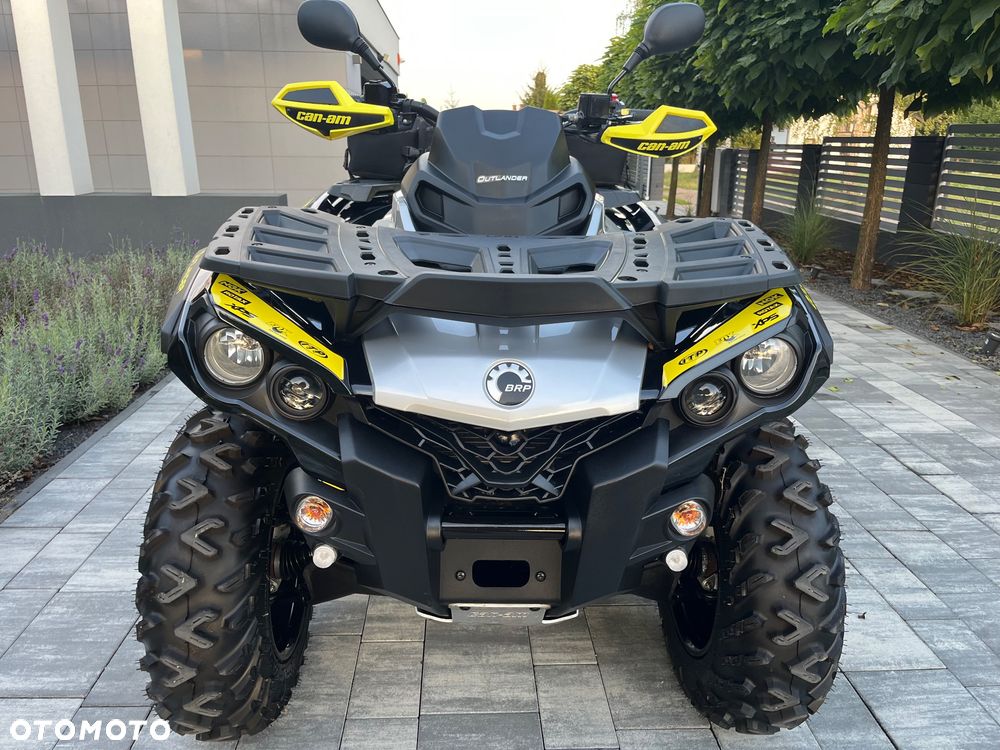 Can-Am Outlander Max - 2