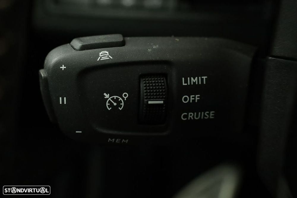 Peugeot 3008 1.2 PureTech GT EAT8 - 19