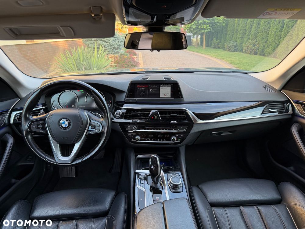BMW Seria 5 520d Sport Line sport - 23