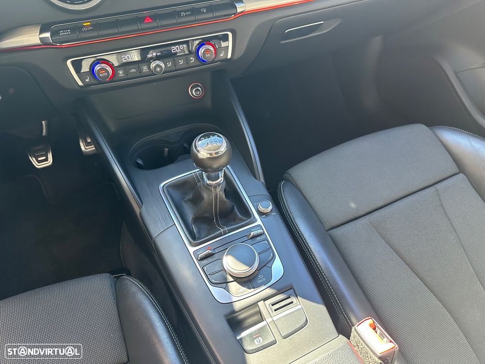 Audi A3 Limousine 2.0 TDI S-line - 17