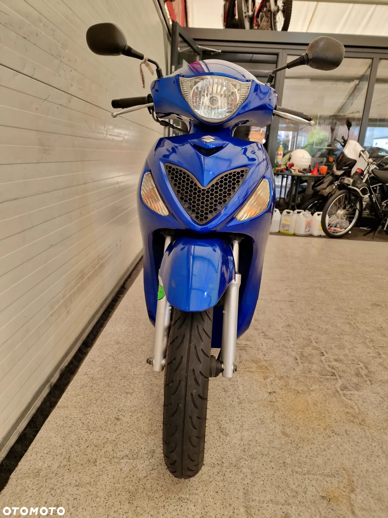 Suzuki Inny - 13
