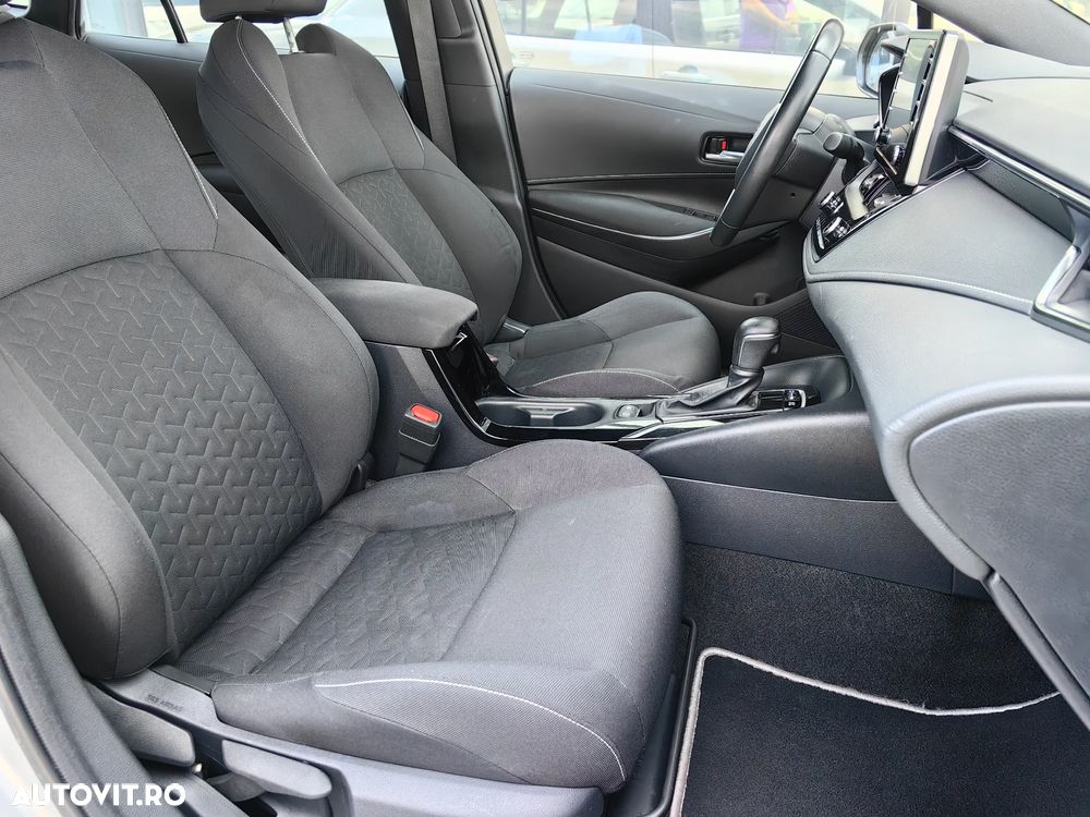 Toyota Corolla 1.8 Business Edition - 20
