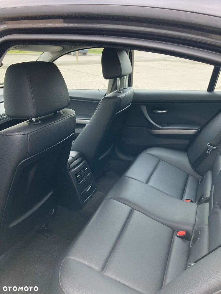 BMW Seria 3 318d - 7