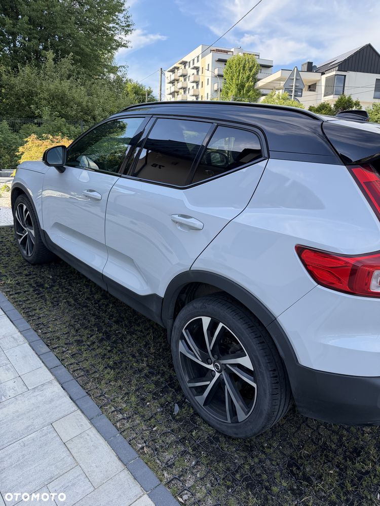 Volvo XC 40 T5 AWD R-Design - 6