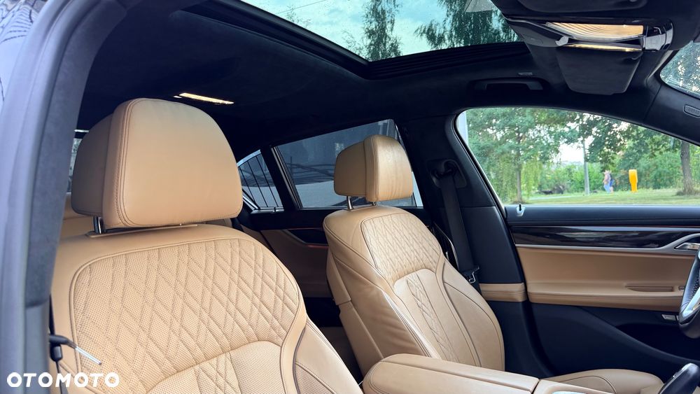 BMW Seria 7 740Ld xDrive sport - 31