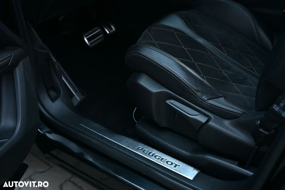 Peugeot 5008 2.0 BlueHDI s&s EAT8 GT - 32