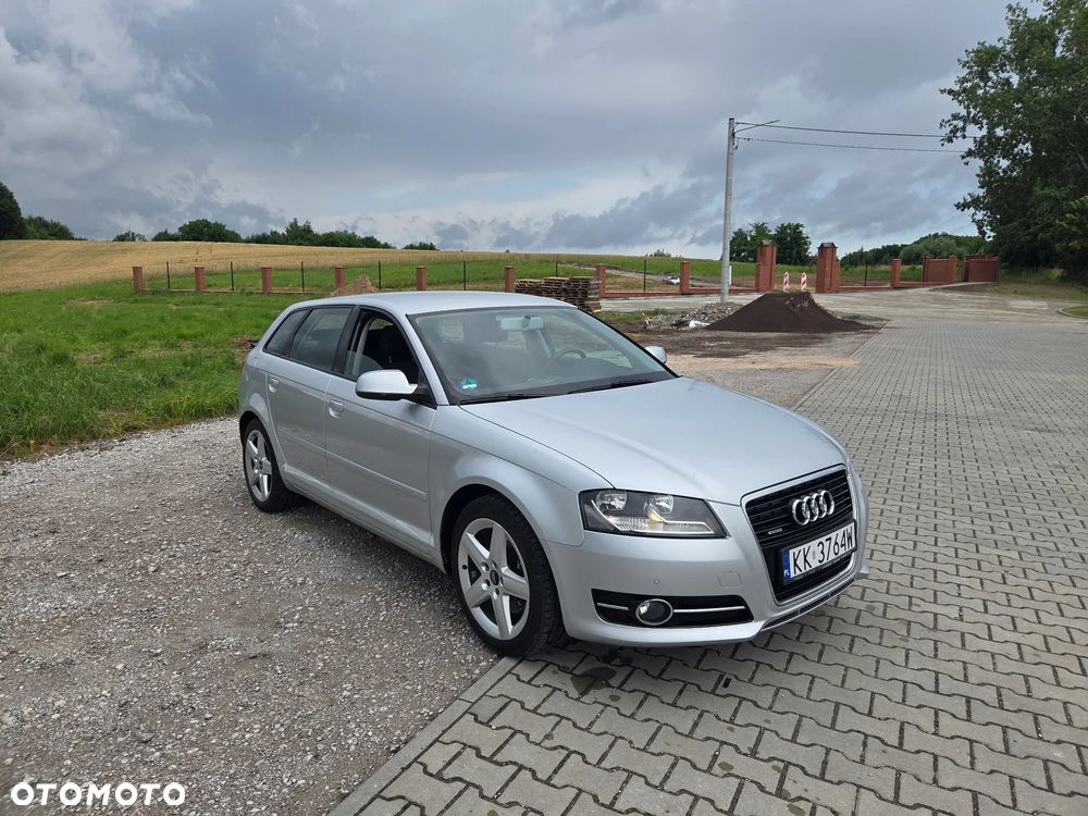 Audi A3 Sportback 1.8 TFSI Quattro Ambiente - 2