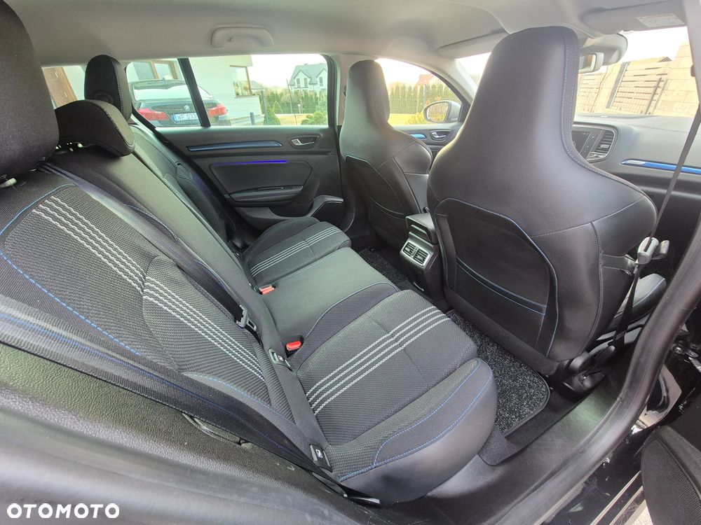 Renault Megane 1.6 TCe GT EDC - 11
