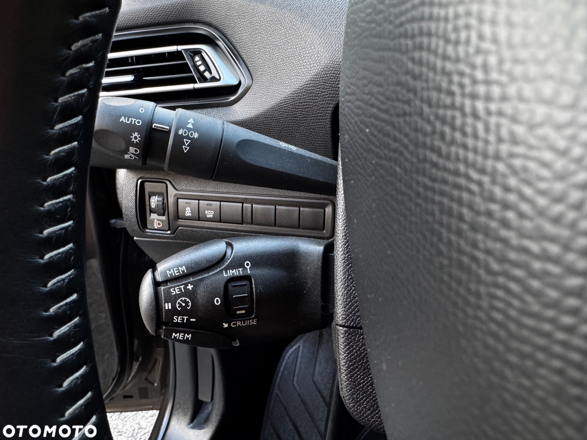 Peugeot 308 SW 110 e-THP Stop & Start Active - 18