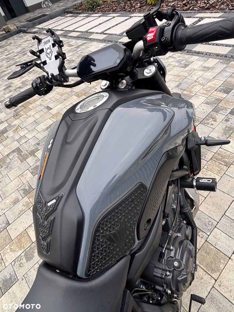 Yamaha MT - 13