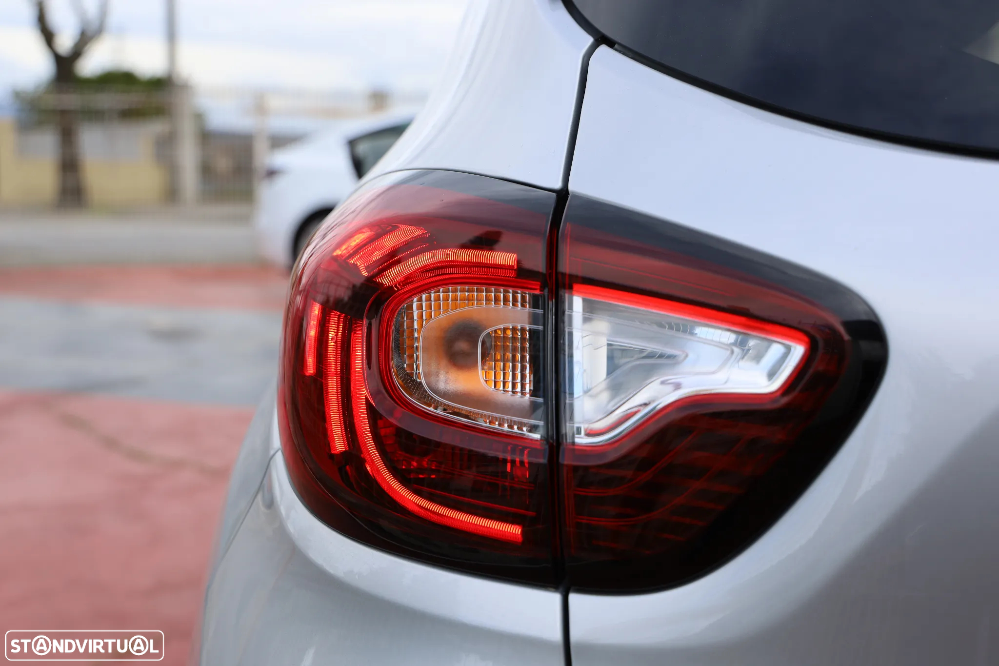 Renault Captur 1.5 dCi Exclusive - 12