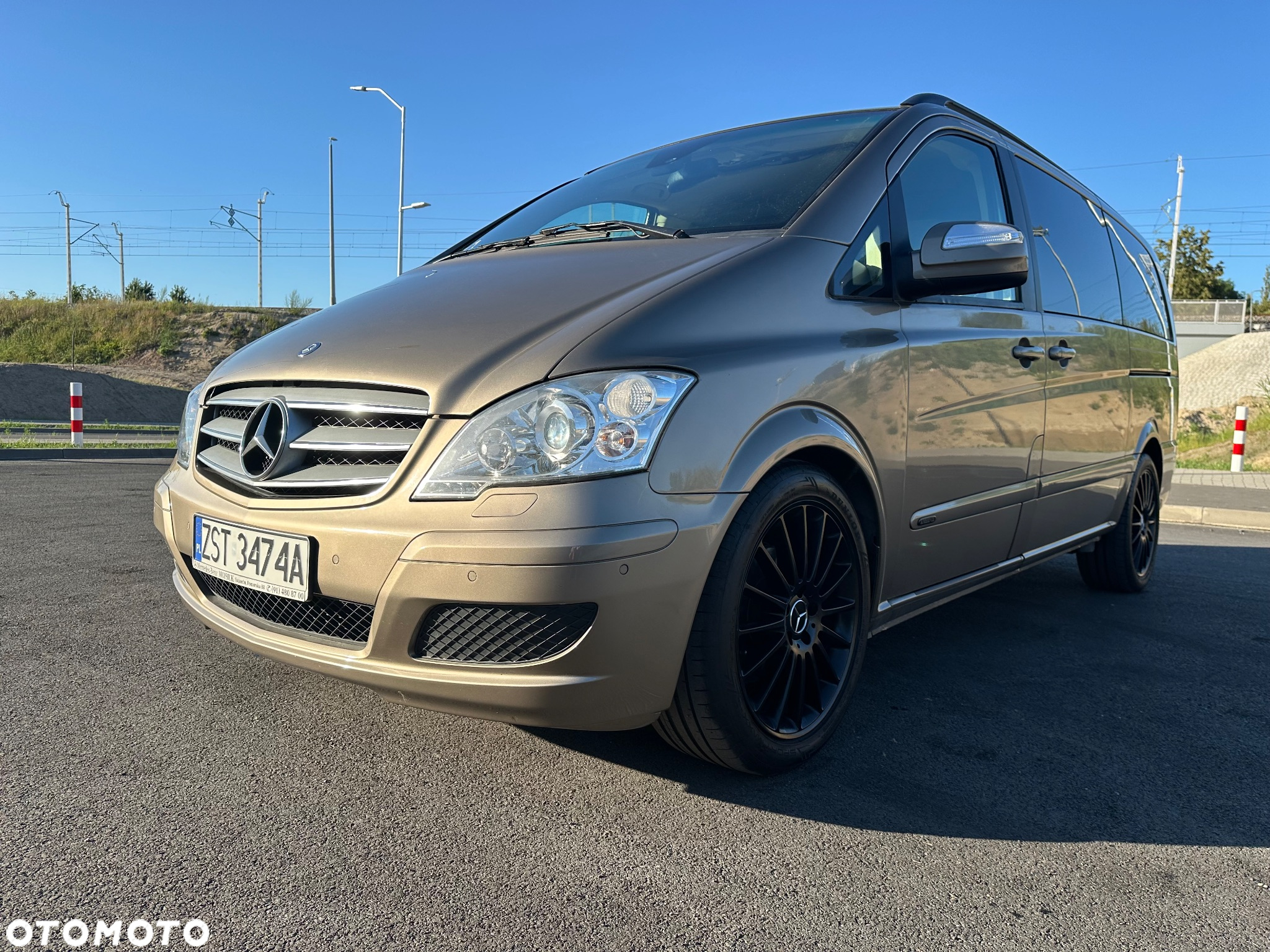 Mercedes-Benz Viano 3.0 CDI Ambiente (d³ugi) - 17