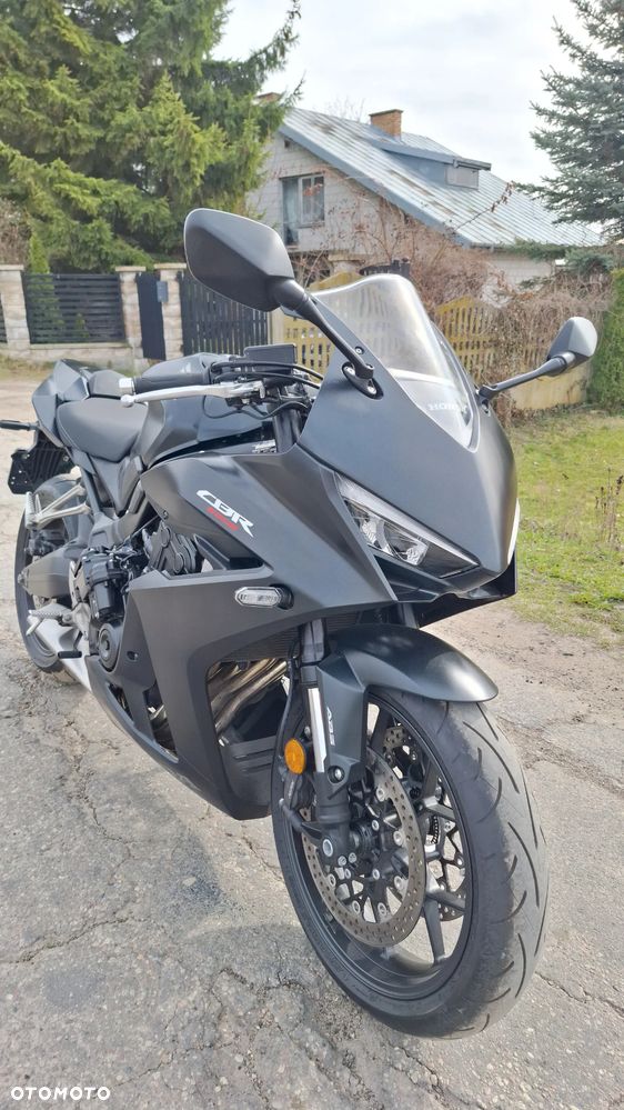 Honda CBR - 6