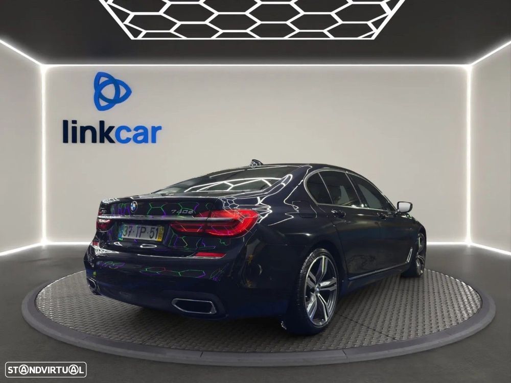 BMW 740 d xDrive Pack M - 8