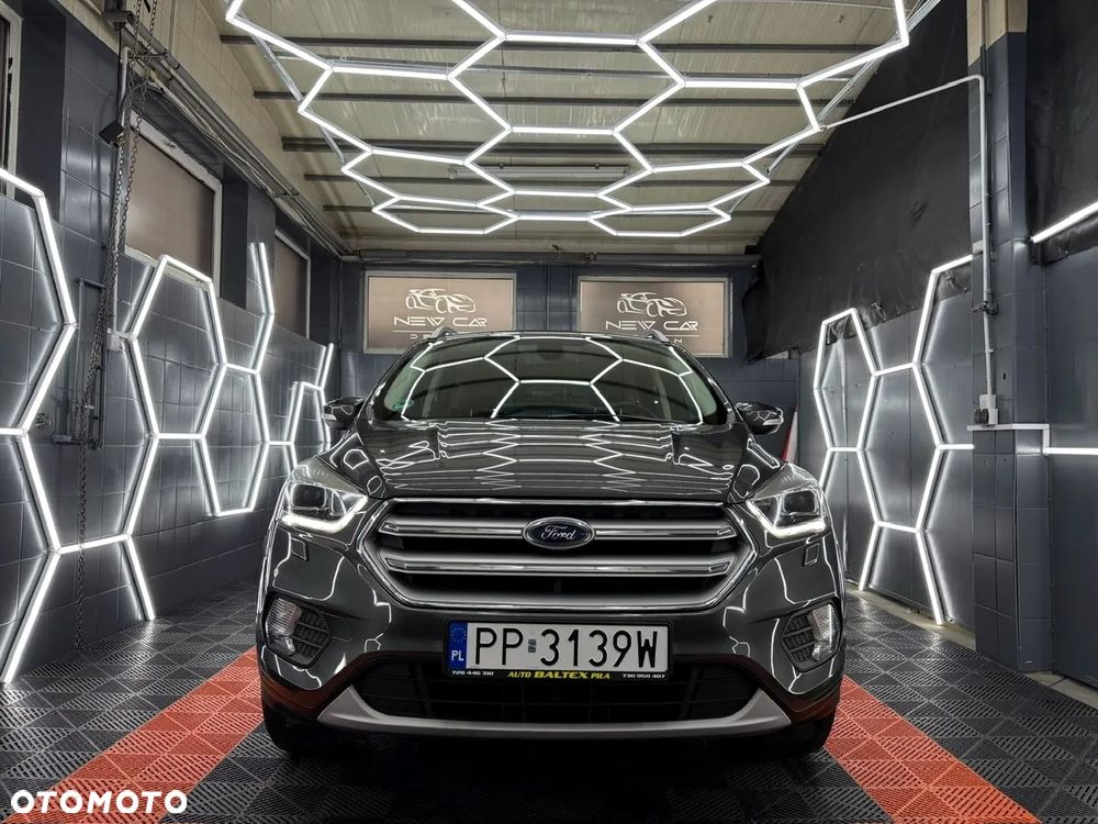 Ford Kuga 1.5 EcoBoost 2x4 Titanium - 7