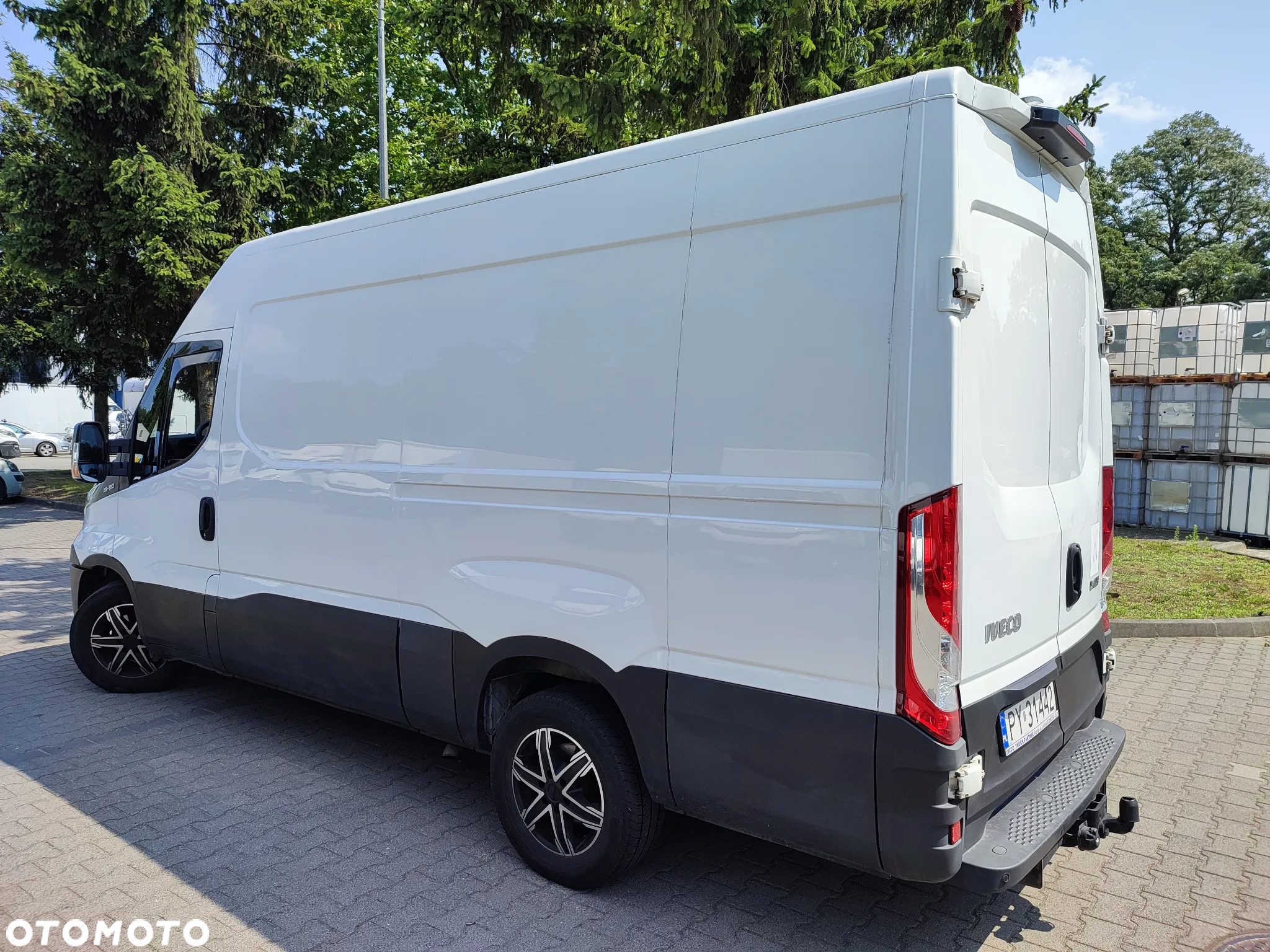 Iveco Daily średni - 12
