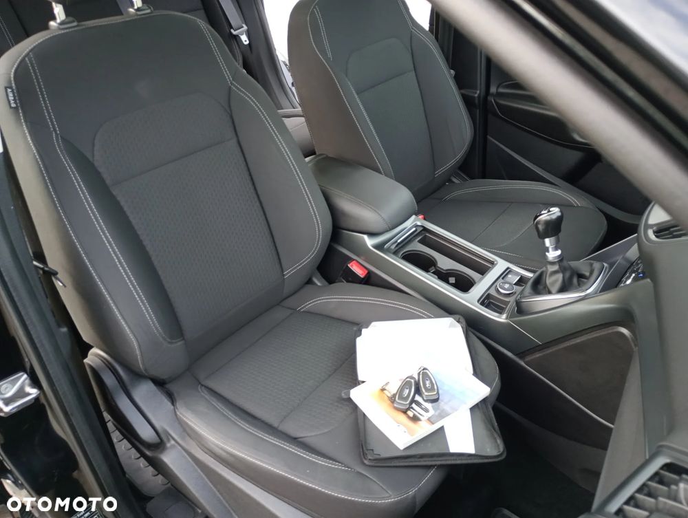 Ford Kuga 1.5 EcoBoost 2x4 Titanium - 12