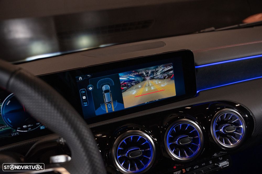 Mercedes-Benz CLA 250 - 20