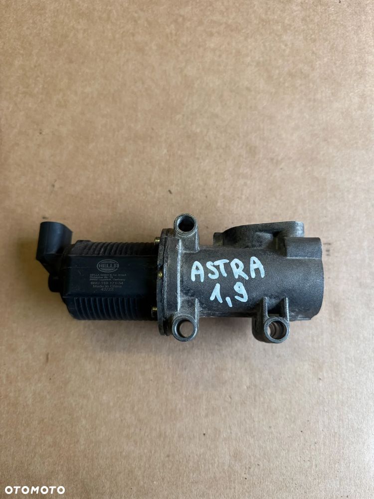 Zawór EGR Opel Astra H 1.9 CDTI 6NU010171-54 - 1