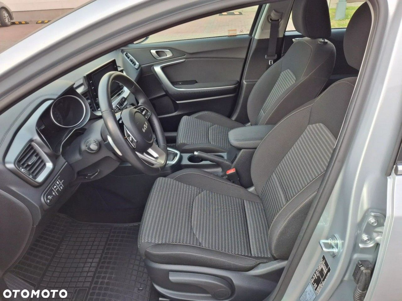 Kia Ceed 1.5 T-GDI M DCT - 14