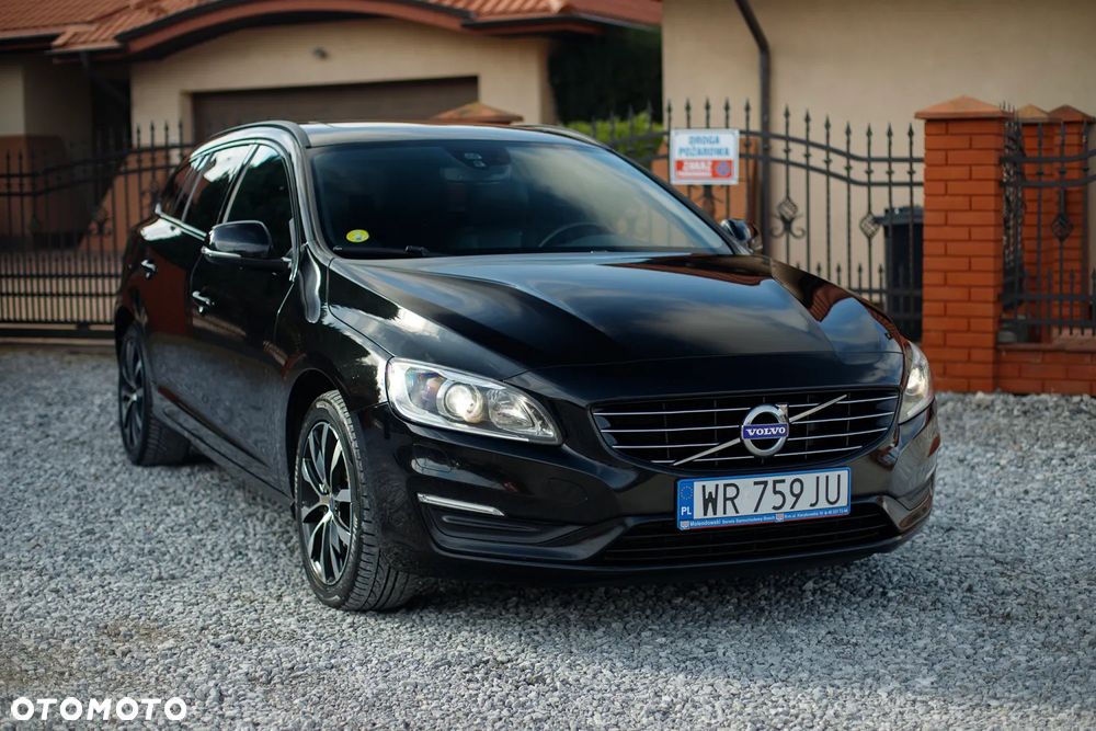 Volvo V60 D3 Summum - 15