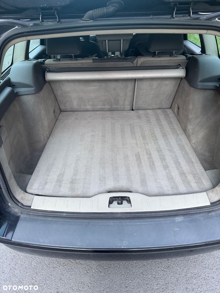 Volvo V50 - 6