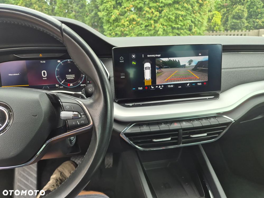 Skoda Octavia 2.0 TDI DSG Exclusive Plus - 11