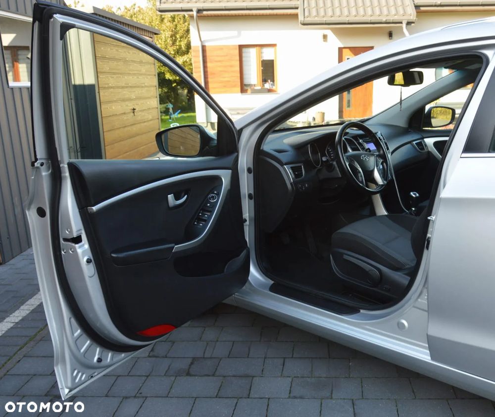 Hyundai i30 Kombi 1.6 CRDI Family - 15