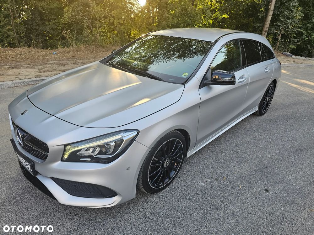 Mercedes-Benz CLA 220 4-Matic AMG Line - 32