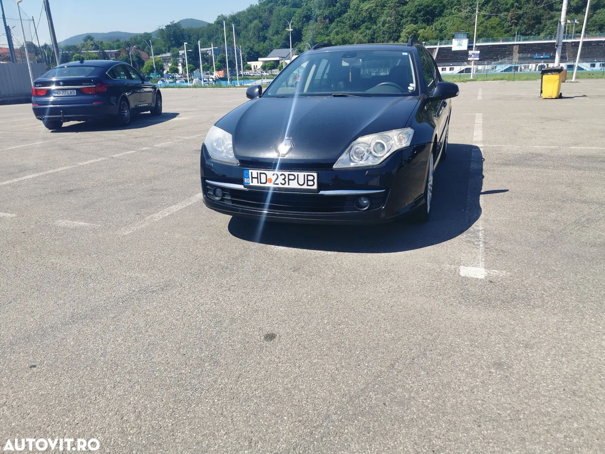 Renault Laguna - 1