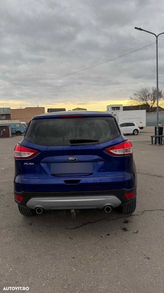 Ford Kuga 2.0 TDCi 4x4 Aut. SYNC - 4