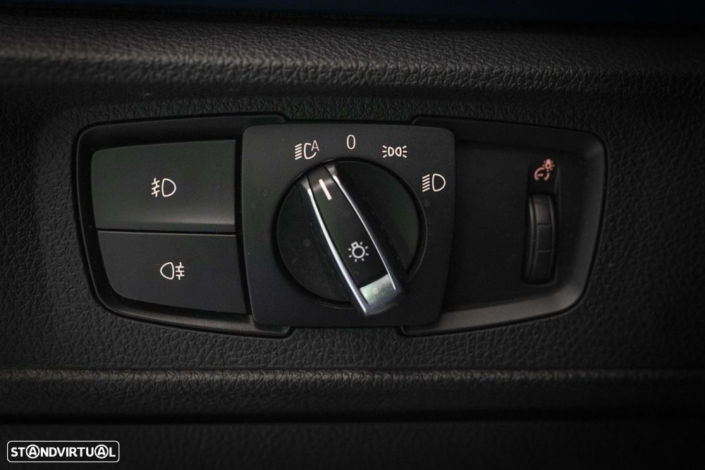 BMW 218 i Coupe Pack M - 11