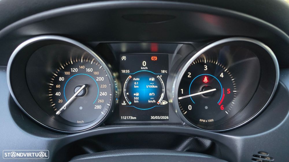 Jaguar XE 2.0 D R-Sport - 18