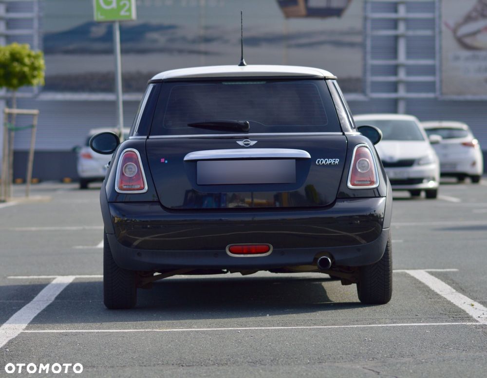 MINI Cooper Standard - 2