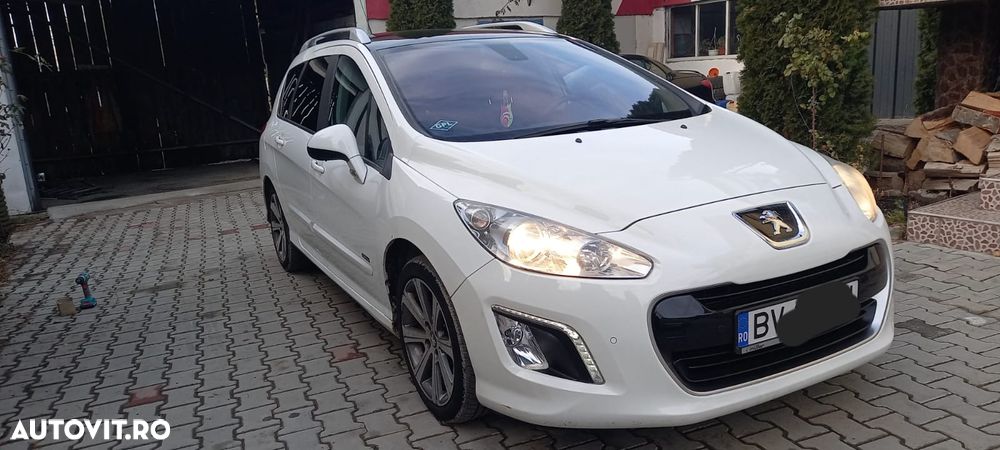 Peugeot 308 120 VTi Family - 8