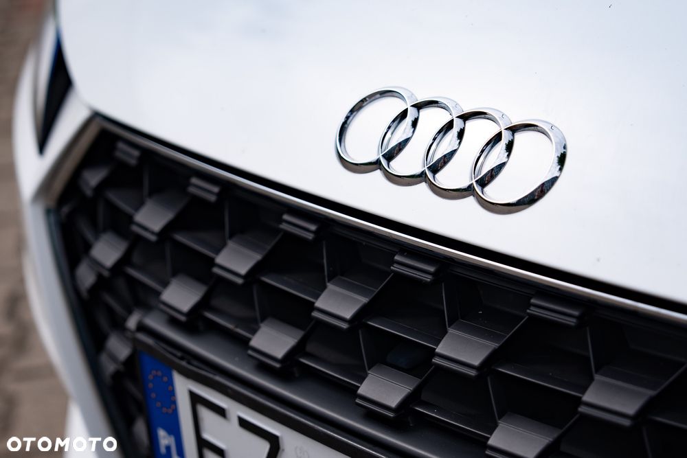 Audi TT Coupé - 24