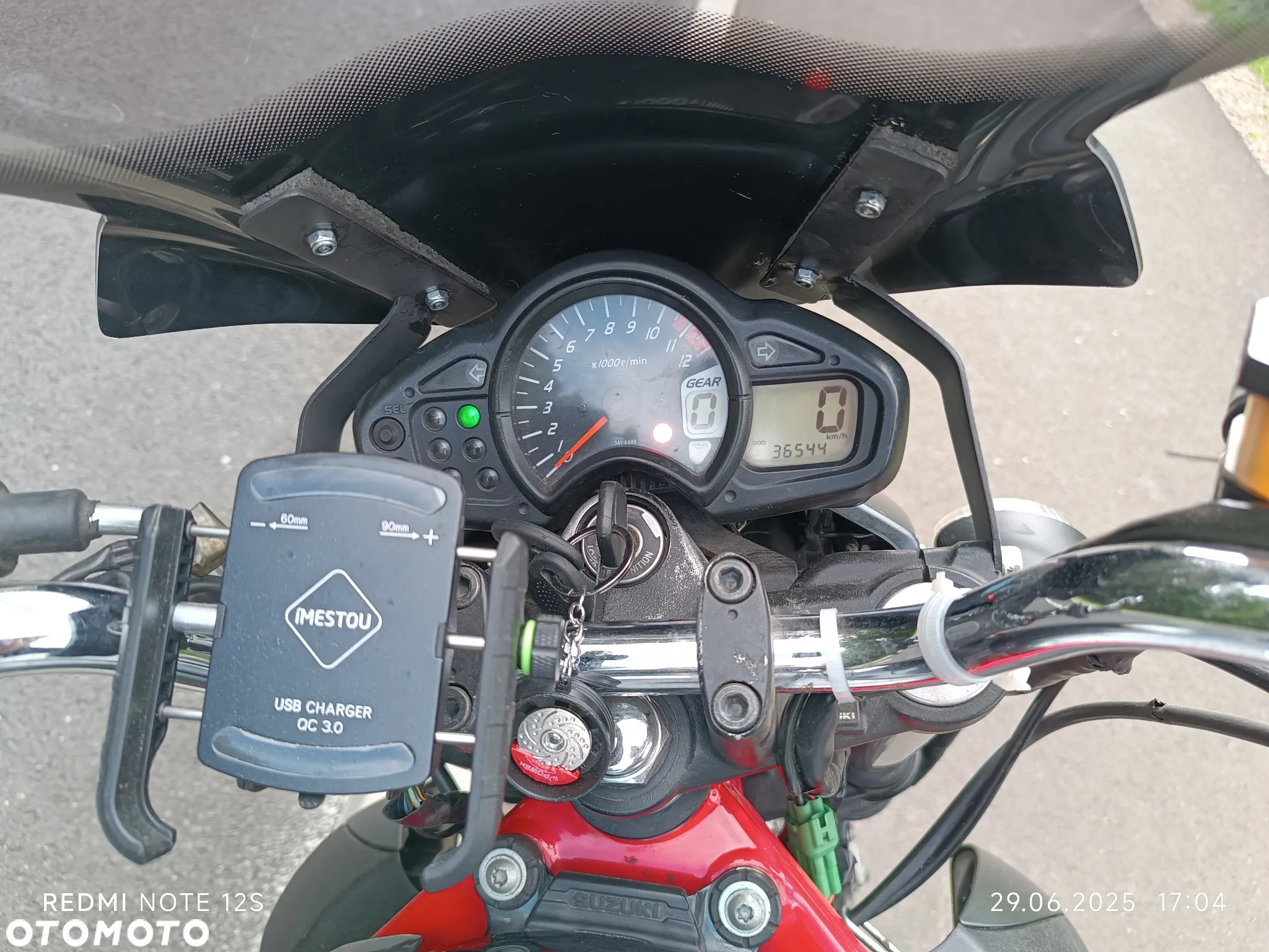 Suzuki Gladius - 3