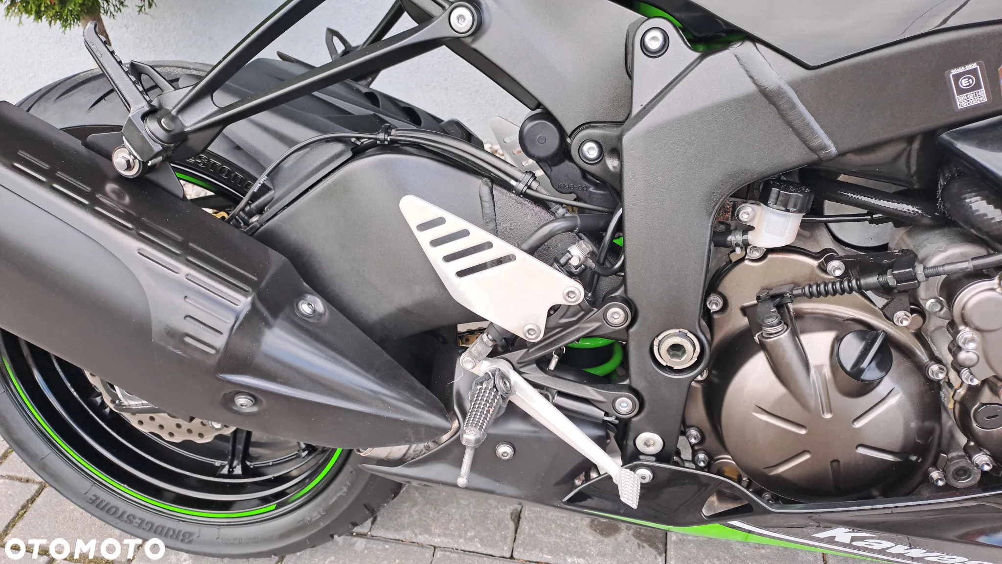 Kawasaki ZX - 19