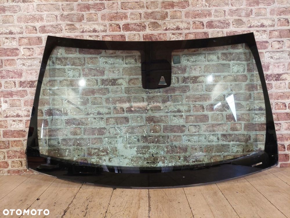 SZYBA CZOŁOWA PRZEDNIA JEEP GRAND CHEROKEE WK2 SUMMIT 2014 ROK - 3